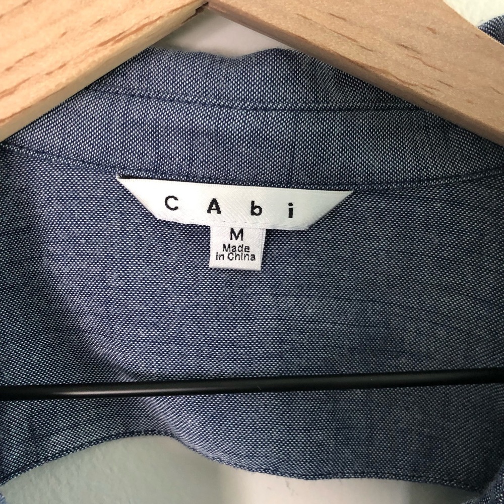 Cabi Chambray Button Down High Low Drape Top Sz M - image 2